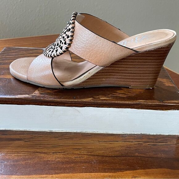 Brighton Rive Wedge Sandals Lasercut Natural Beige Tan Women's Size 6.5 - Picture 6 of 13